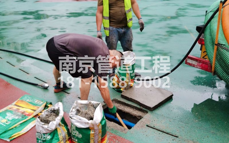 218兴隆管道清淤