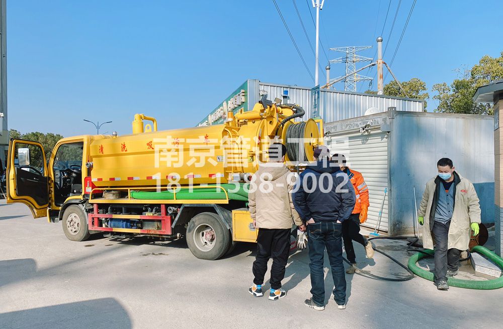 311兴隆粮油市场化粪池清理